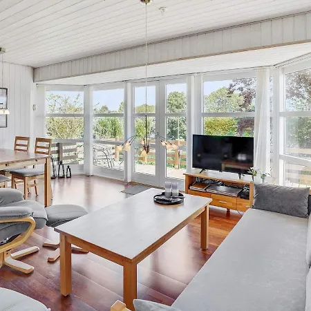 4 Person In Aabenraa-by Traum