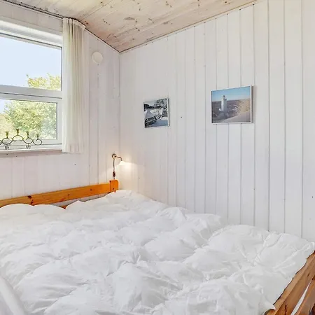 4 Person In Aabenraa-by Traum